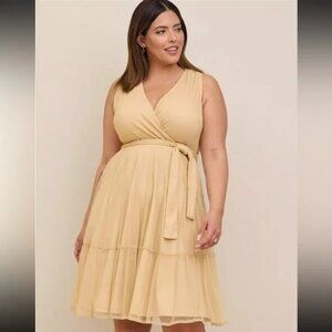 Torrid Plus Size 1X Gold Glitter Lurex Surplice Tiered Dress With Pockets